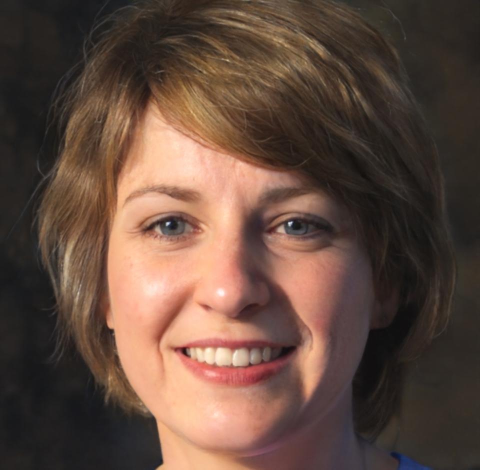 Marie Dubois, experte en finances personnelles